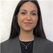 Profesora de derecho, especializada en civil, penal y constitucional